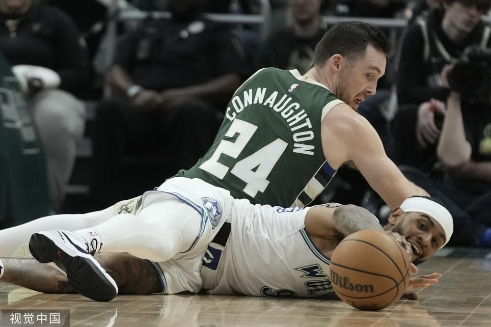 双线作战中 双线作战中